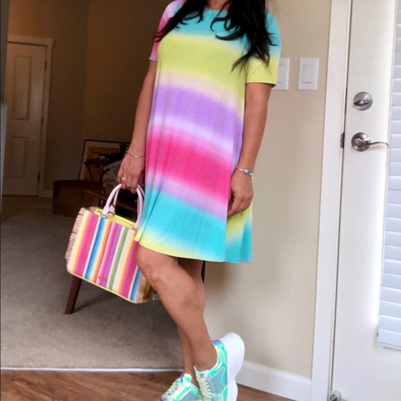 Bright pastel gradient printed striped tunic dress - Picture 5 of 8